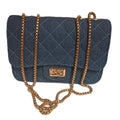 Borsa a Catena in Jean Blu con Catena Dorata e Chiusura a Fibbia Oro per Donna