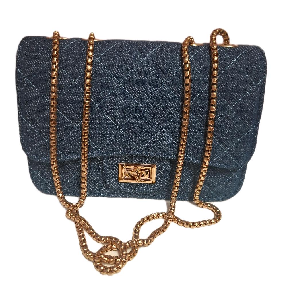 Borsa a Catena in Jean Blu con Catena Dorata e Chiusura a Fibbia Oro per Donna